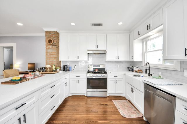 916 W Cottage Street, Houston, TX 77009