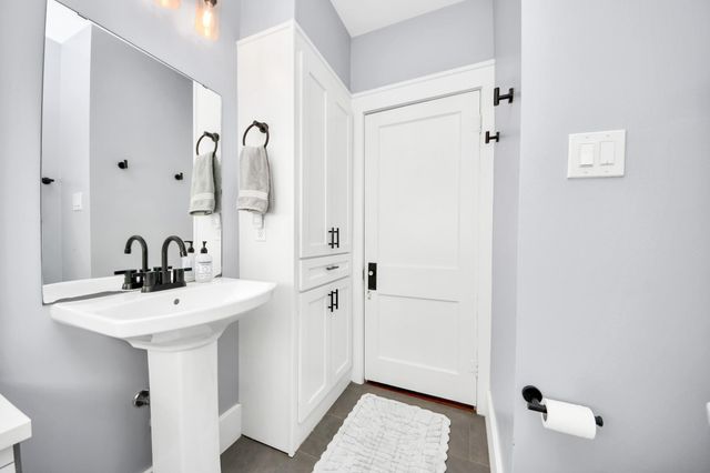 916 W Cottage Street, Houston, TX 77009