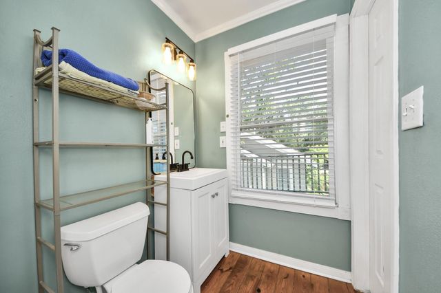 916 W Cottage Street, Houston, TX 77009