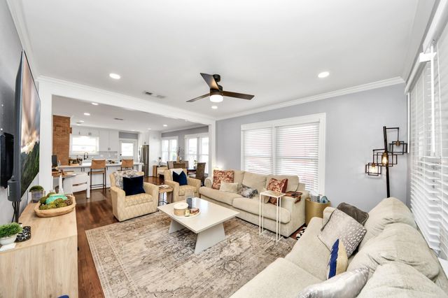 916 W Cottage Street, Houston, TX 77009