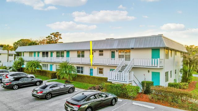 2929 SE OCEAN Boulevard 112-2, Stuart, FL 34996