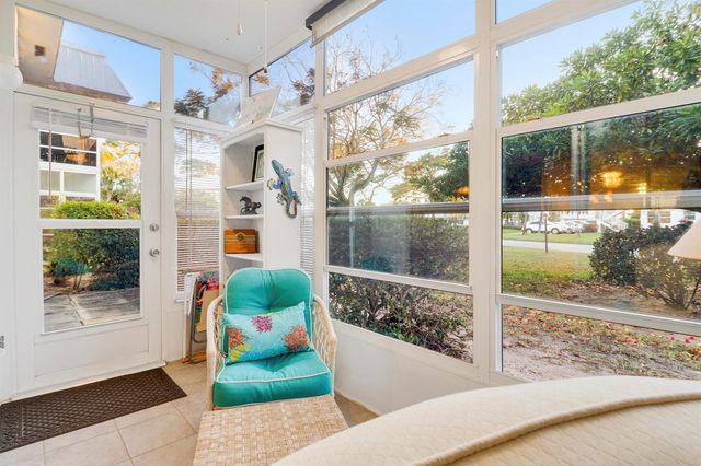 2929 SE OCEAN Boulevard 112-2, Stuart, FL 34996