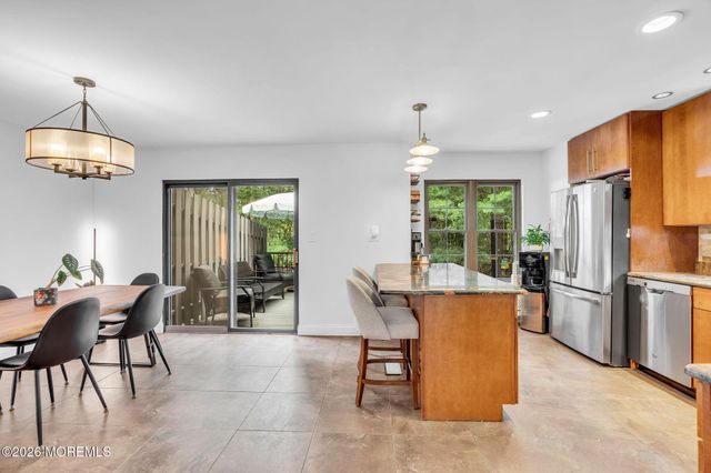386 Oak Knoll Drive 38-6, Englishtown, NJ 07726
