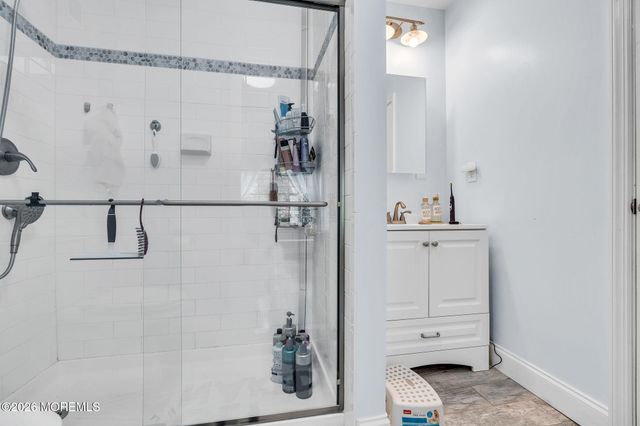 386 Oak Knoll Drive 38-6, Englishtown, NJ 07726