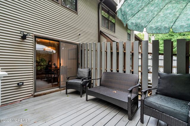 386 Oak Knoll Drive 38-6, Englishtown, NJ 07726