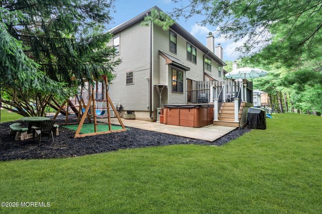 386 Oak Knoll Drive 38-6, Englishtown, NJ 07726