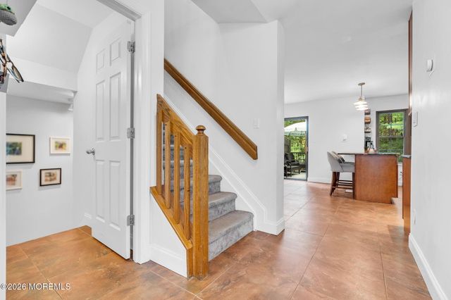 386 Oak Knoll Drive 38-6, Englishtown, NJ 07726
