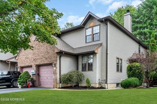 386 Oak Knoll Drive 38-6, Englishtown, NJ 07726
