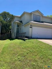 843 Sagewood Trail, San Marcos, TX 78666