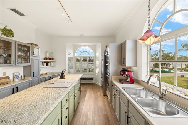 1550 Wilton LN, Sanibel, FL 33957