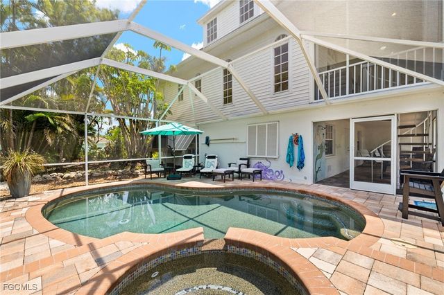 1550 Wilton LN, Sanibel, FL 33957