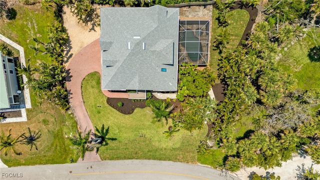 1550 Wilton LN, Sanibel, FL 33957