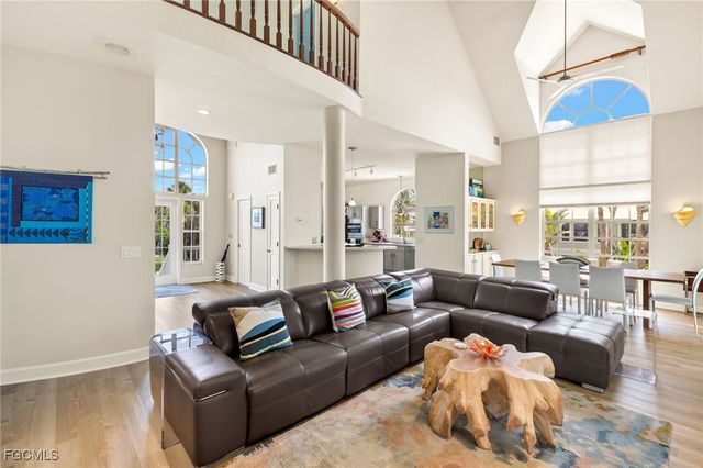 1550 Wilton LN, Sanibel, FL 33957