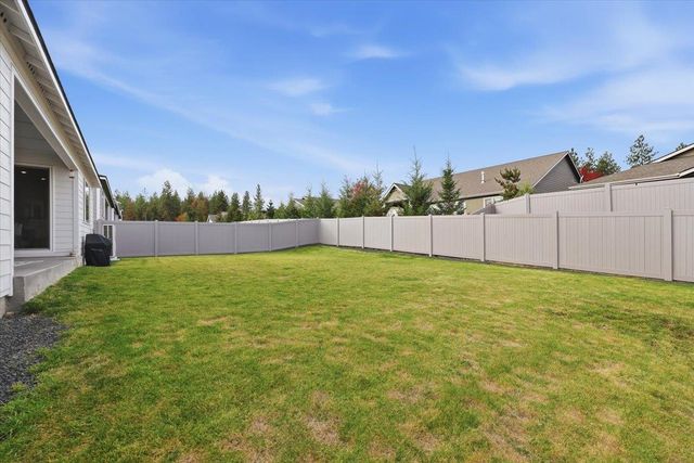 7152 S Boulder Ridge Dr, Spokane, WA 99224
