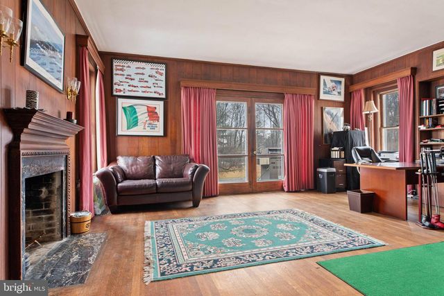 846 MAPLEWOOD RD, Wayne, PA 19087