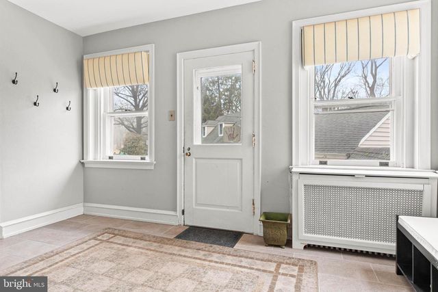 846 MAPLEWOOD RD, Wayne, PA 19087