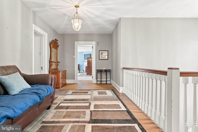 846 MAPLEWOOD RD, Wayne, PA 19087