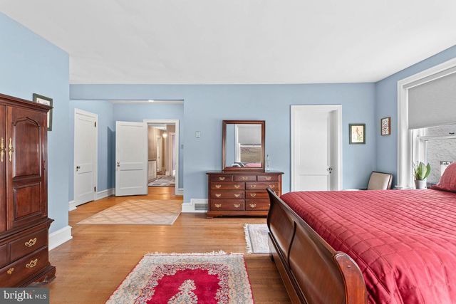 846 MAPLEWOOD RD, Wayne, PA 19087