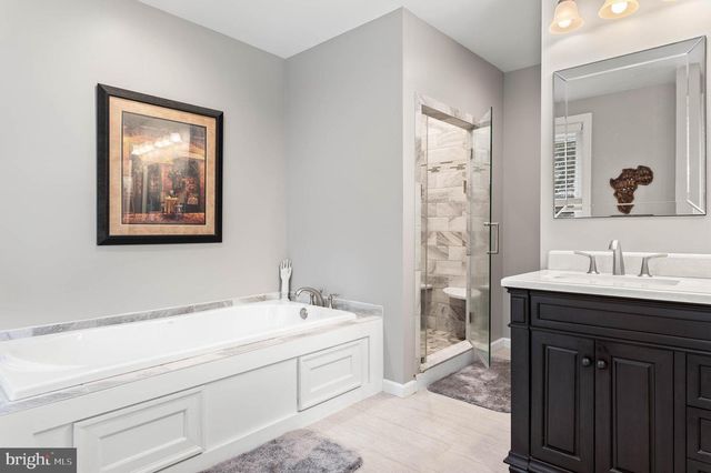 846 MAPLEWOOD RD, Wayne, PA 19087