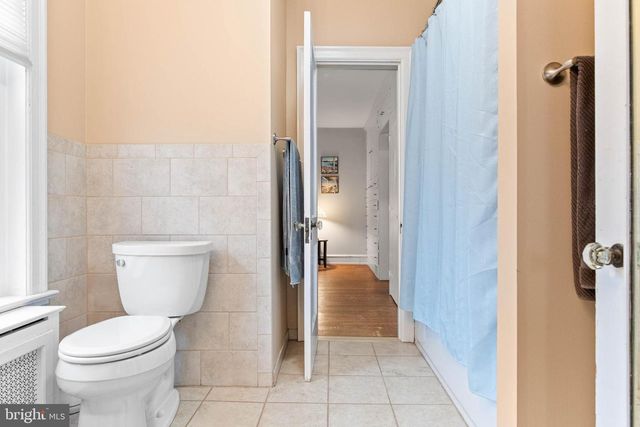 846 MAPLEWOOD RD, Wayne, PA 19087