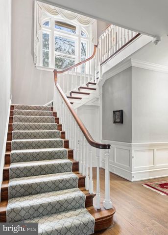 846 MAPLEWOOD RD, Wayne, PA 19087