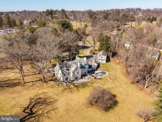 846 MAPLEWOOD RD, Wayne, PA 19087