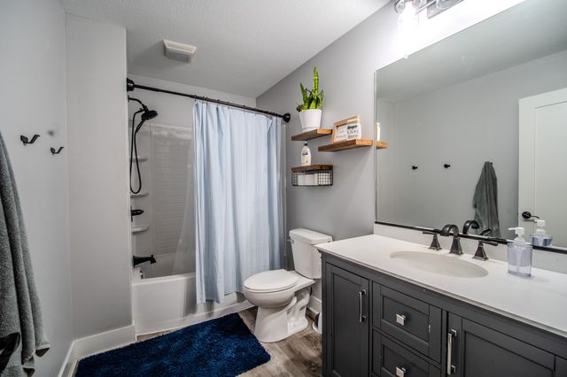 208 SE 2nd Street, Ogden, IA 50212