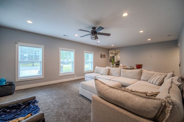 208 SE 2nd Street, Ogden, IA 50212