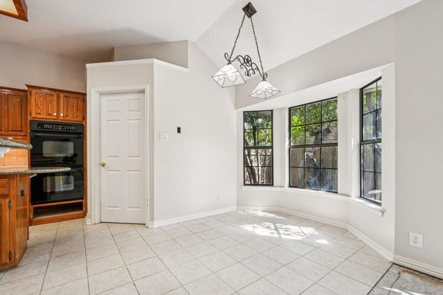 9103 Tweed Berwick DR, Austin, TX 78750