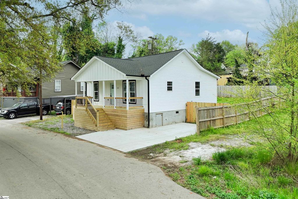 23 Ross Street, Greenville, SC 29611