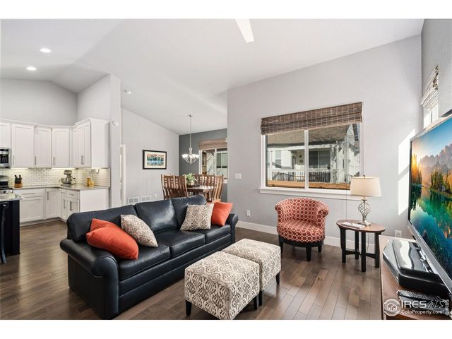 7108 Shadow Ridge Dr, Fort Collins, CO 80525