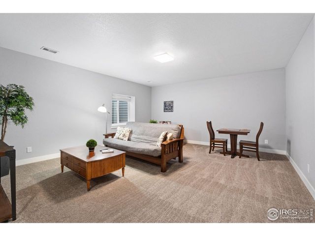 7108 Shadow Ridge Dr, Fort Collins, CO 80525