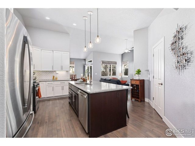 7108 Shadow Ridge Dr, Fort Collins, CO 80525