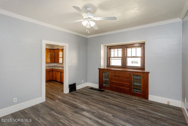 1048 Hawk Street, Toledo, OH 43612