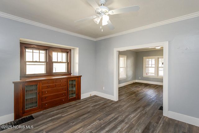 1048 Hawk Street, Toledo, OH 43612