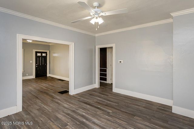 1048 Hawk Street, Toledo, OH 43612