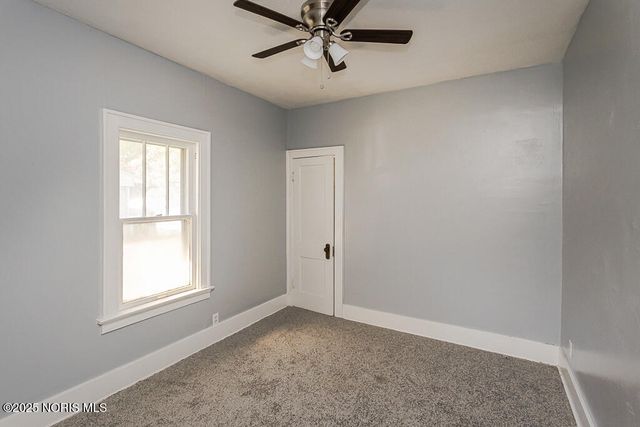 1048 Hawk Street, Toledo, OH 43612