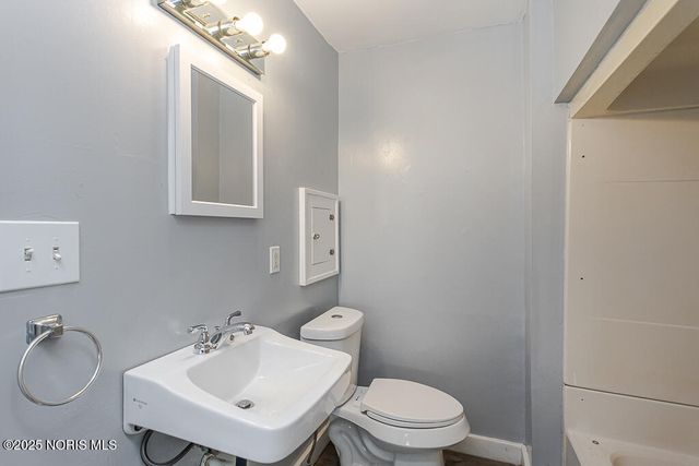 1048 Hawk Street, Toledo, OH 43612