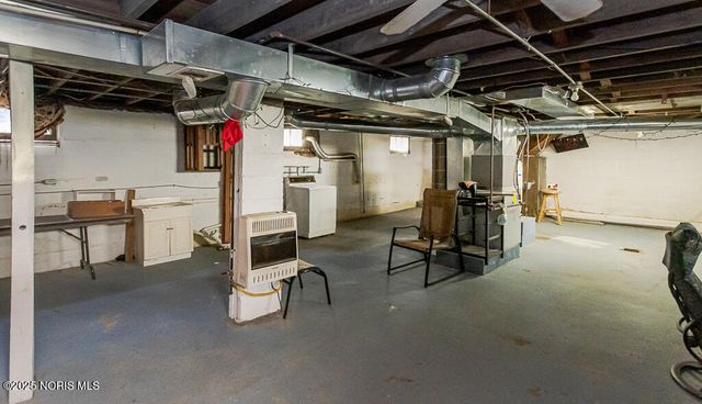 1048 Hawk Street, Toledo, OH 43612