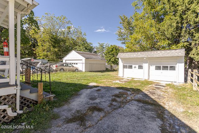 1048 Hawk Street, Toledo, OH 43612