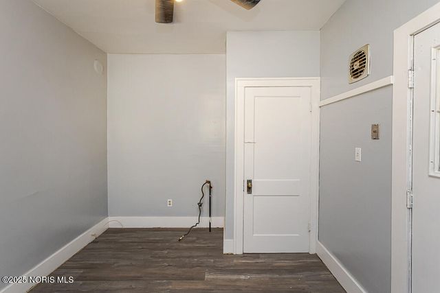 1048 Hawk Street, Toledo, OH 43612