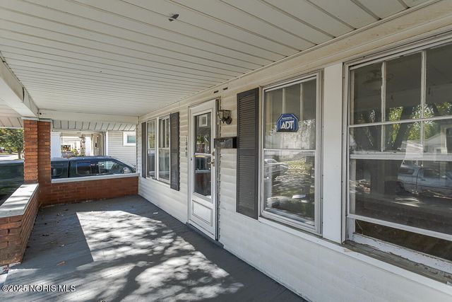 1048 Hawk Street, Toledo, OH 43612