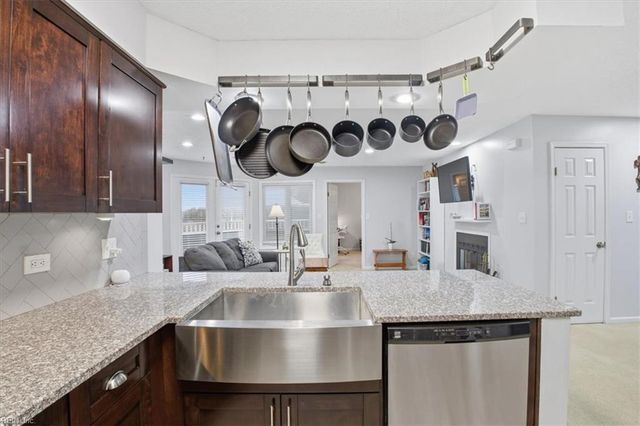 2529 Bridge Side PL, Virginia Beach, VA 23455