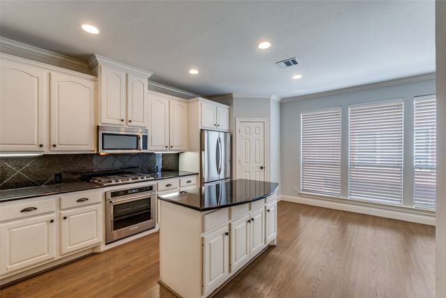 3471 Howell Street, Dallas, TX 75204