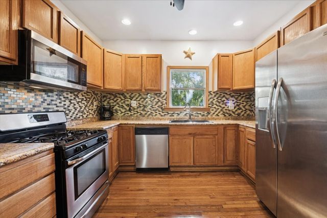 640 S 14th Avenue, Maywood, IL 60153