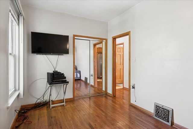 640 S 14th Avenue, Maywood, IL 60153