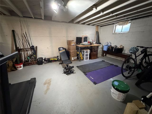 2801 Cambridge Street, Des Moines, IA 50313