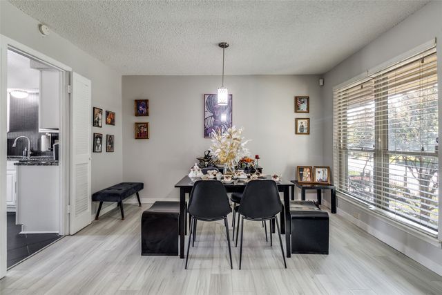 10650 Steppington Drive 206, Dallas, TX 75230