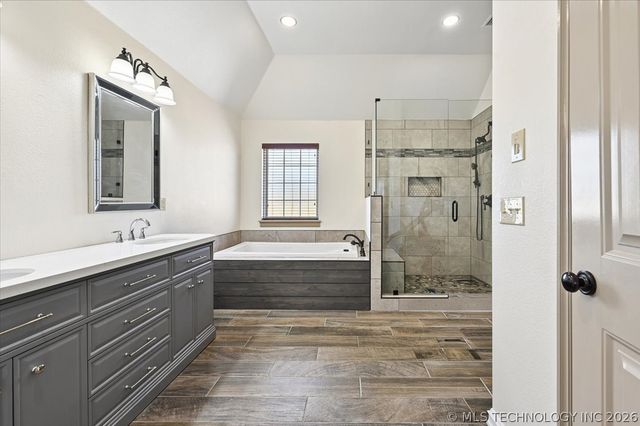 9354 S 282nd East Avenue, Broken Arrow, OK 74014