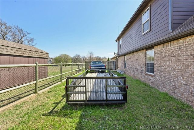 9354 S 282nd East Avenue, Broken Arrow, OK 74014